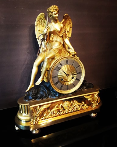 photo horloge dorée